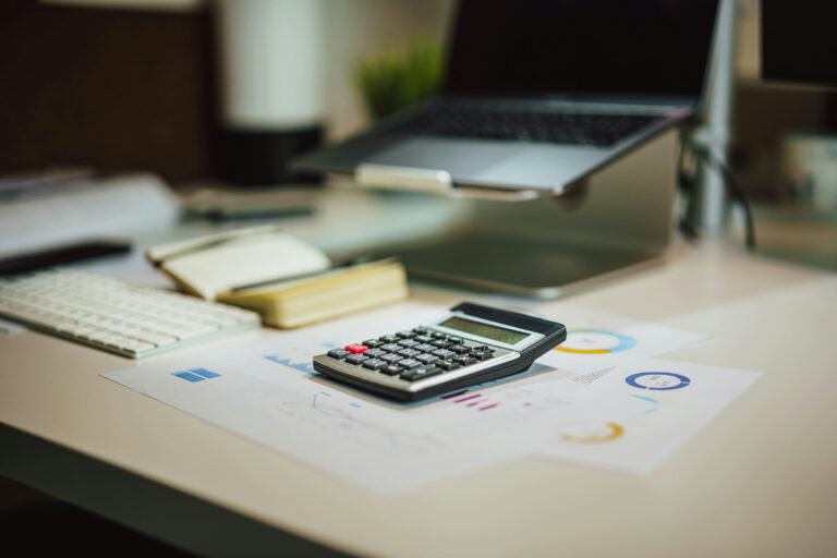 Reestructuración de deuda: refinanciar, reestructurar o vender una empresa